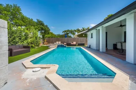 8611 SW 82nd Terrace Miami FL 33143