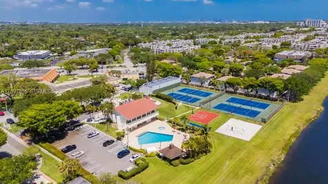 8611 SW 82nd Terrace Miami FL 33143