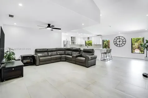 8611 SW 82nd Terrace Miami FL 33143