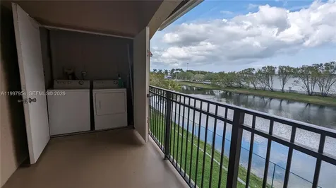 151 SW 117th Avenue Pembroke Pines FL 33025