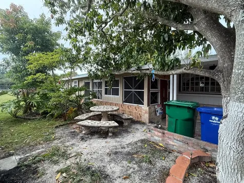 11201 SW 55th St, Lot D9 Miramar FL 33025