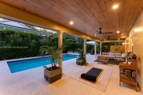 611 Santurce Avenue Coral Gables FL 33143