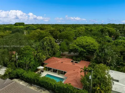 611 Santurce Avenue Coral Gables FL 33143