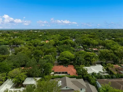 611 Santurce Avenue Coral Gables FL 33143