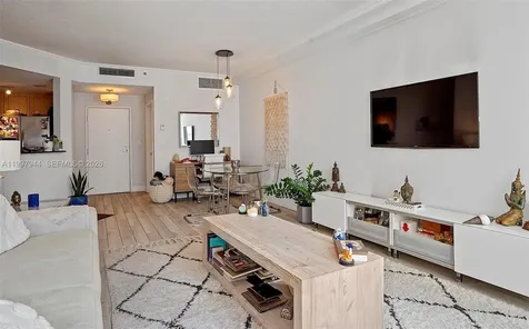 1 Century Lane Miami Beach FL 33139