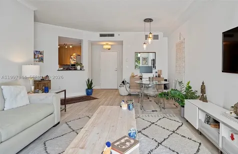 1 Century Lane Miami Beach FL 33139