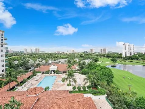 20000 E Country Club Drive Aventura FL 33180