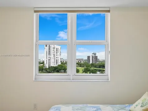20000 E Country Club Drive Aventura FL 33180