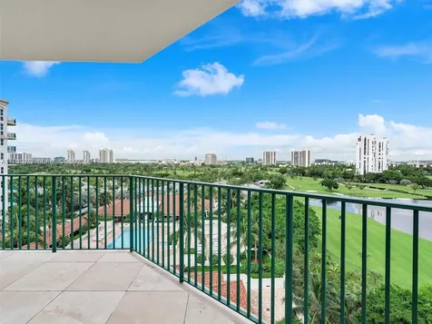 20000 E Country Club Drive Aventura FL 33180