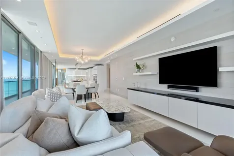 10203 Collins Avenue Bal Harbour FL 33154