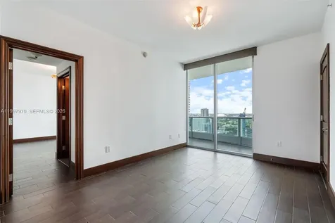 900 Biscayne Boulevard Miami FL 33132