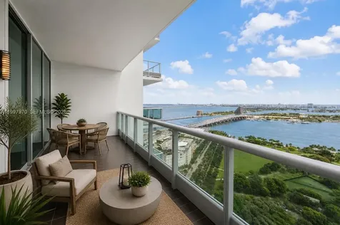 900 Biscayne Boulevard Miami FL 33132