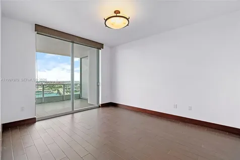 900 Biscayne Boulevard Miami FL 33132