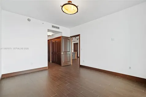 900 Biscayne Boulevard Miami FL 33132