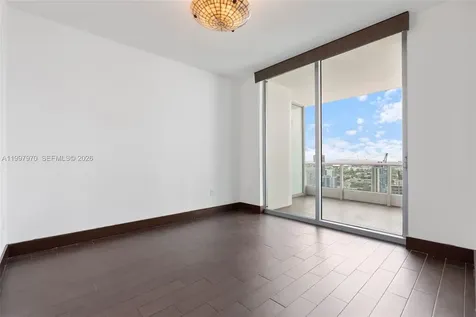 900 Biscayne Boulevard Miami FL 33132