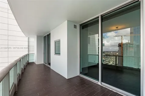 900 Biscayne Boulevard Miami FL 33132