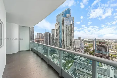 900 Biscayne Boulevard Miami FL 33132