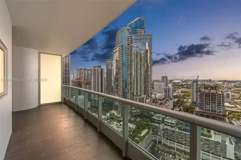 900 Biscayne Boulevard Miami FL 33132