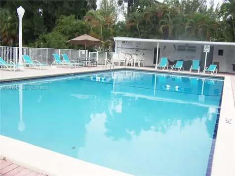 1025 SE 15th Street Fort Lauderdale FL 33316