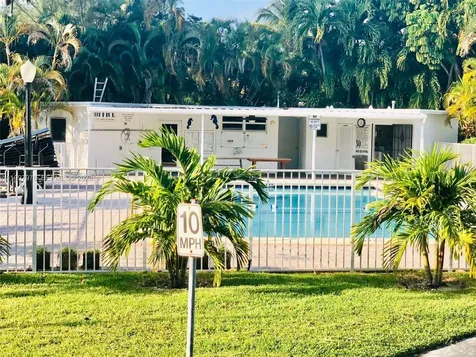 1025 SE 15th Street Fort Lauderdale FL 33316