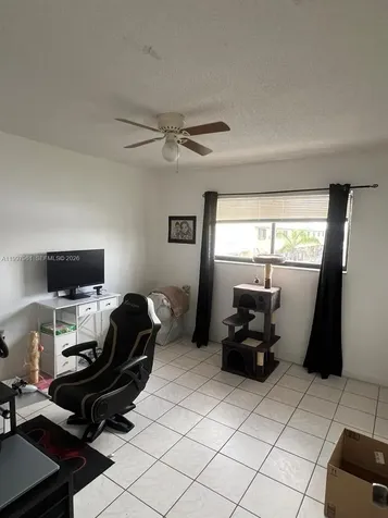 1298 W 51st Place Hialeah FL 33012