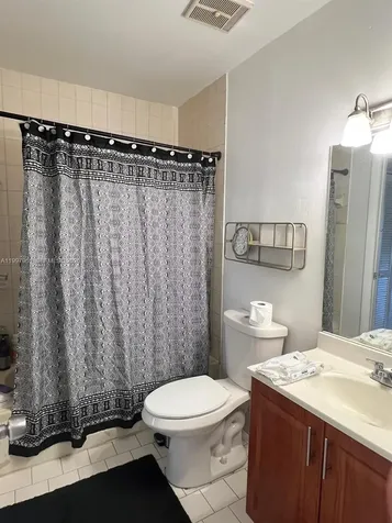 1298 W 51st Place Hialeah FL 33012