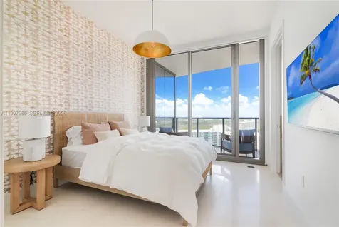 15701 Collins Avenue Sunny Isles Beach FL 33160