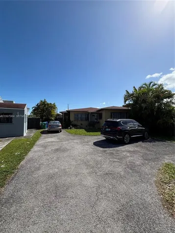 3180 SW 26th Street Miami FL 33133