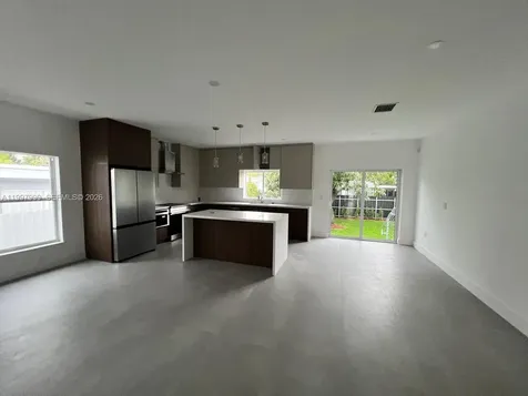 3431 NW 14th Terrace Miami FL 33125