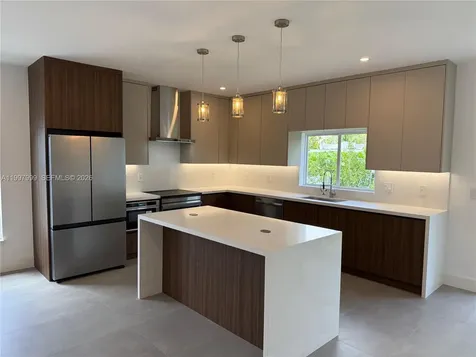 3431 NW 14th Terrace Miami FL 33125