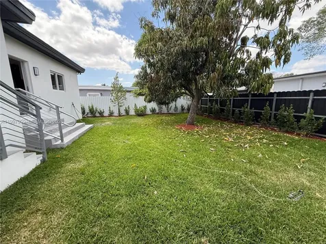 3431 NW 14th Terrace Miami FL 33125