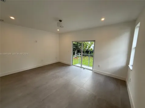 3431 NW 14th Terrace Miami FL 33125