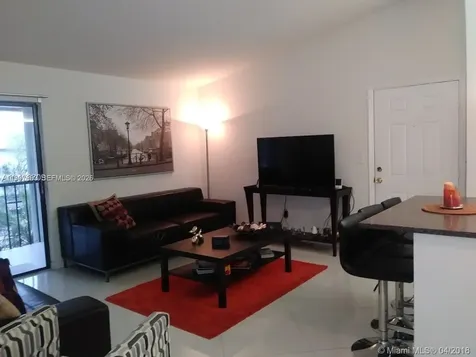 907 NE 199th Street Miami FL 33179