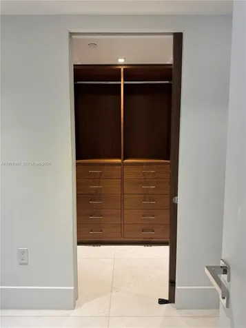 17121 Collins Avenue Sunny Isles Beach FL 33160