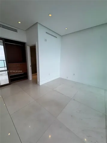 17121 Collins Avenue Sunny Isles Beach FL 33160