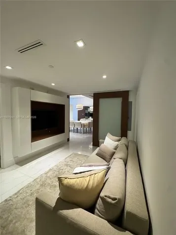 17121 Collins Avenue Sunny Isles Beach FL 33160