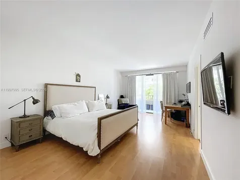 201 Crandon Boulevard Key Biscayne FL 33149