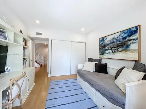 201 Crandon Boulevard Key Biscayne FL 33149