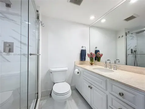 201 Crandon Boulevard Key Biscayne FL 33149