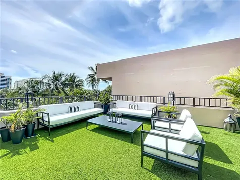 201 Crandon Boulevard Key Biscayne FL 33149