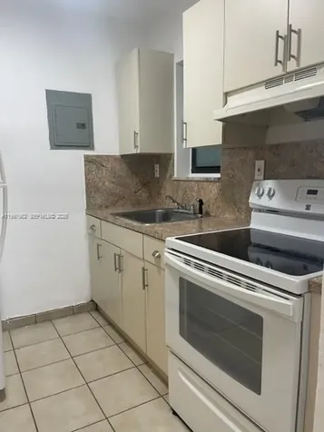 1530 SW 2nd Street Miami FL 33135