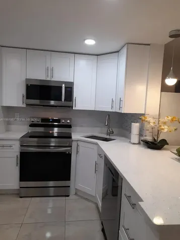 1541 S Ocean Boulevard Lauderdale By The Sea FL 33062
