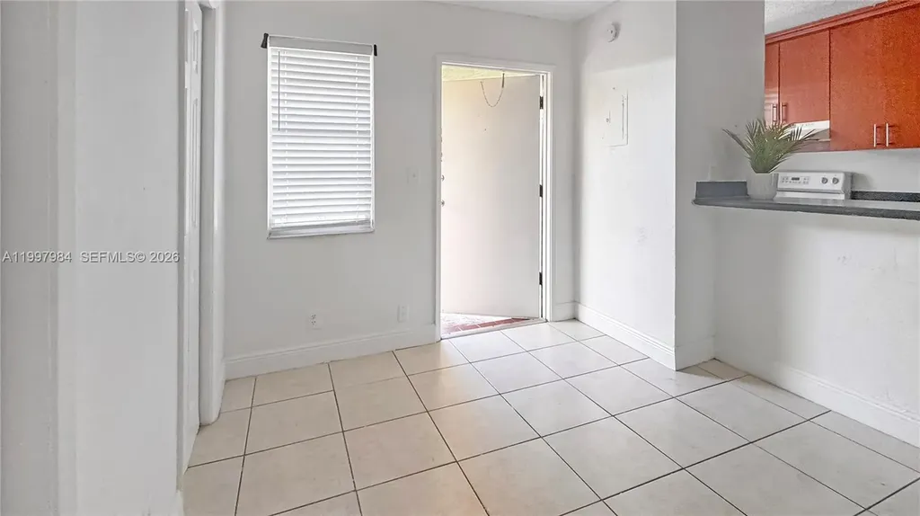 4081 N Dixie Highway Oakland Park FL 33334