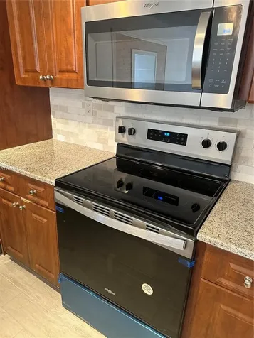1691 Fairway Road Pembroke Pines FL 33026