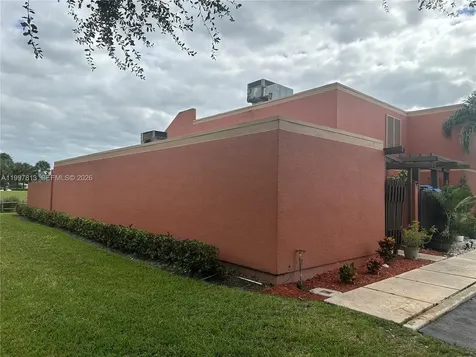 1691 Fairway Road Pembroke Pines FL 33026