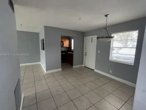 4251 NW 5th Street Plantation FL 33317