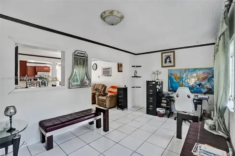 2158 NW 100th Street Miami FL 33147