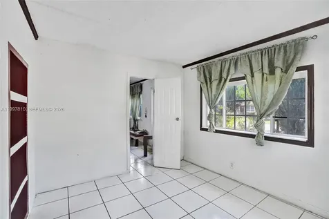 2158 NW 100th Street Miami FL 33147