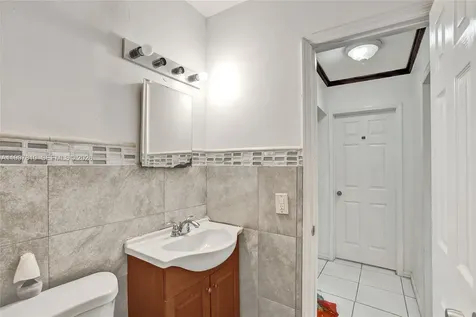 2158 NW 100th Street Miami FL 33147