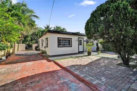 2158 NW 100th Street Miami FL 33147
